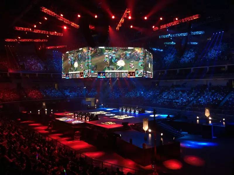 M0NESY 使用作弊对抗主播 — 事情是如何发生的